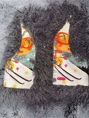 CUSTO BARCELONA Kids Gray Faux Fur Ski Print Vest